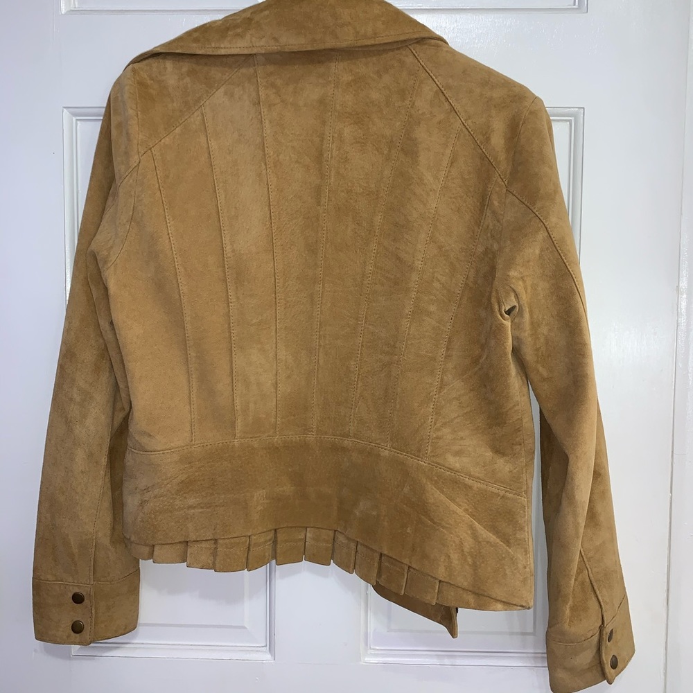 Good looking leather jacket - Picture 6 of 8
